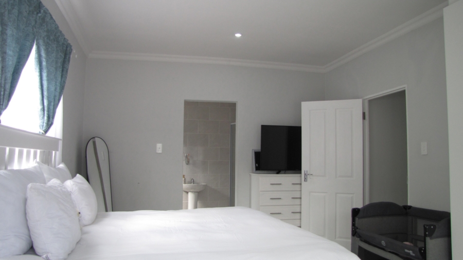 3 Bedroom Property for Sale in Gonubie Eastern Cape